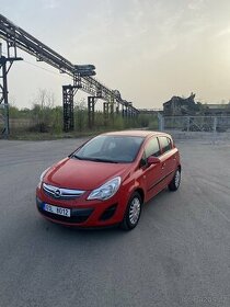 Opel Corsa D 1.4 klimatizace 10/2014 68000km