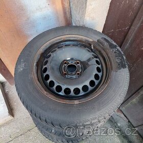 Zimní pneu+disky r15 - 1