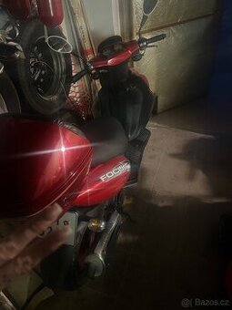 Prodam skutr keeway 50