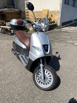 Skútr Peugeot Django 50