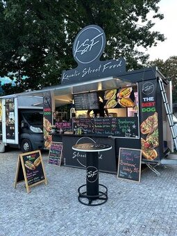 Moderní FoodTruck 4x2,5m
