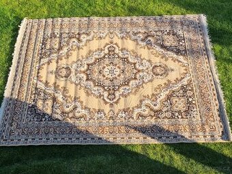 Koberec 3,6 x 2,8 m - perský vzor