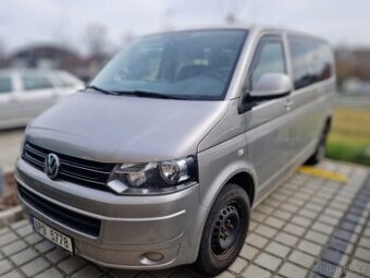 VW Caravelle, 2015, 252 000 km, Nafta, Automat.