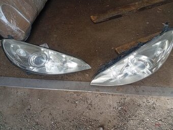 PEUGEOT 407 CUPE PŘEDNÍ SVĚTLA, XENONY PĚKNÉ KOMLETNÍ,SVÍTÍ