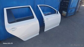 Dveře práva strana Octavia 2 bílé