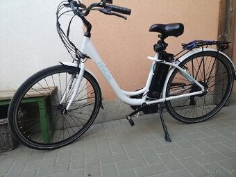 Elektrokolo Apache Tanka