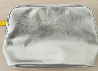 Nová stříbrná kosmetická taštička Eucerin