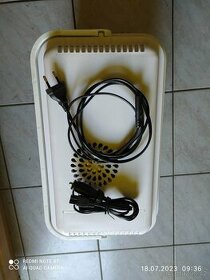 Prodám 20L chladící box na 12v ale i na 220v.