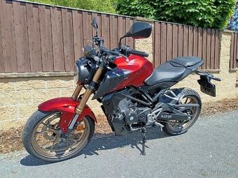 Honda CB 125 R 2024