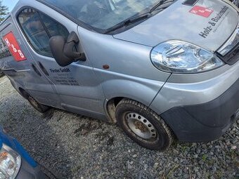 Opel vivaro r.2008 2.0 dci 66kw