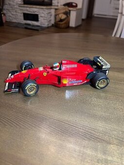 Ferrari 412 T2 1:18 - 1