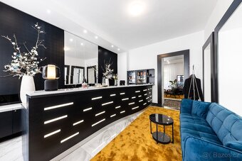 Noční recepce - vhodné pro může 50+