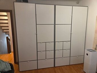 Skrine IKEA Visthus