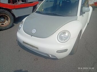 VW Beetle 2.0 i