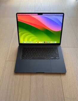 ZÁNOVNÍ APPLE MACBOOK AIR 15” M2/256GB/8GB/BATERIE 100%