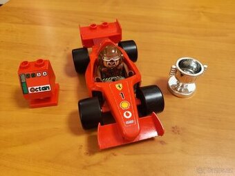 Lego duplo - Formule 1, pilot, pohár, octan