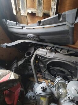 Chladící a stěna WV Crafter 2.5 tdi