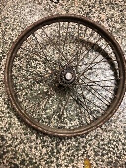 jawa pérák zadní kolo