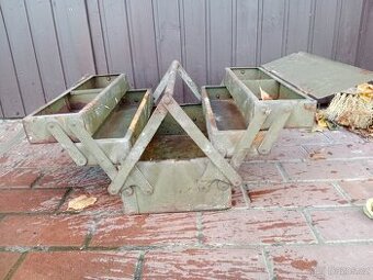 Bedna na nářadí plechová retro tři patra