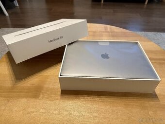 Apple MacBook Air 13" A1932 Grey