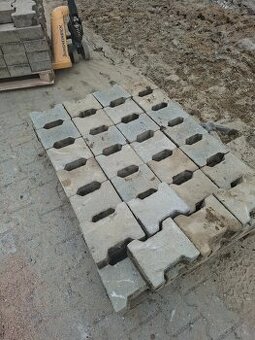 Zámková dlažba "íčko" 10 cm