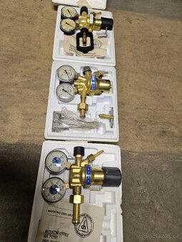 Regulační ventily tlaku - nové 3 sady.