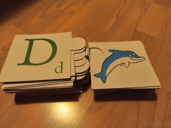 Velké puzzle s písmeny a obrázky