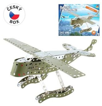 Malý mechanik letadlo