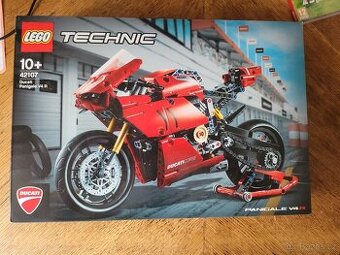 Lego technic Ducati Panigale V4R