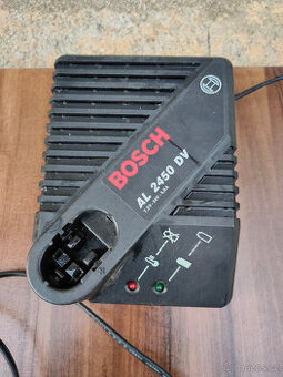 Rychlonabíječka BOSCH AL 2450 DV - 5 A, 230 V, EU