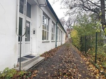 PRONÁJEM SVĚTLÉ KANCELÁŘE O CP CCA 7 M2 BRNO – ŽIDENICE