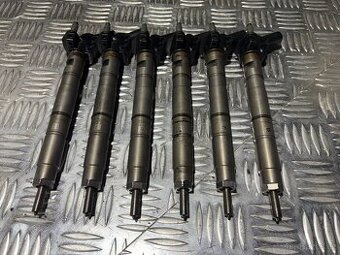 //Vstřikovače Audi Q7 3.0 TDI 171KW - BUG//