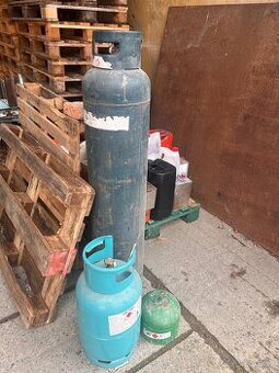 Plynové láhve - 3 ks, různé velikosti prázdné