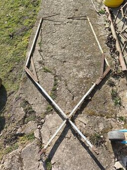 Kleště na balíky za čtyřkolku /auto