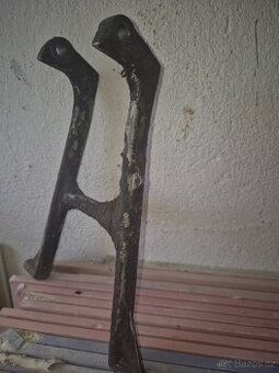 Prodám stojánek na Jawetu