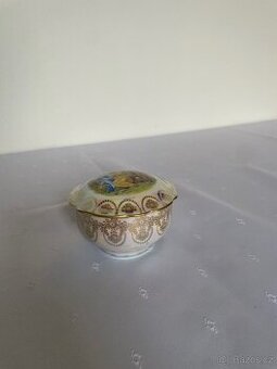 Starožitná porcelánová dózička MZ Altrohlau