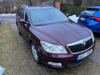 Škoda Octavia kombi, rok 2012, CZ, servis