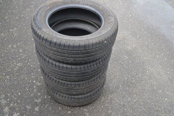 4ks skoro NOVÉ letní pneu 205/60R16 92V Kumho ECSTA