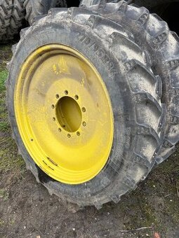 Kultivačné kolá na John 6- valec