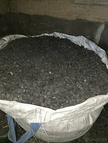 černé uhlí - ekohrášek