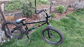 Freestyle BMX kolo - MONGOOSE Legion L40 20,5"