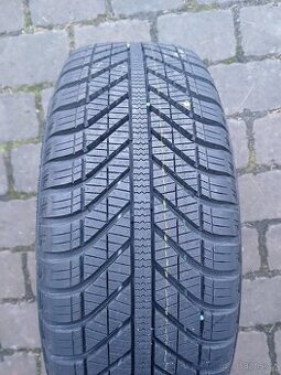 GoodYear Vector 4 SEASONS, 205/55 R16, NEJETÁ, 1KS