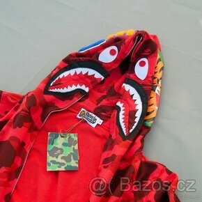Bape mikina velikost M/L