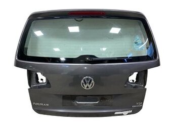 Páté dveře šedá metalíza LD7R VW Touran 1T3 r.v. 2012