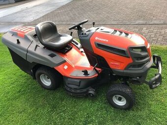 Sekačka Husqvarna TC 338 s pojezdem a sběrným košem,44 hodin
