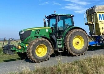 John Deere 6210R - 1