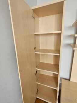 Skříň jednodveřová