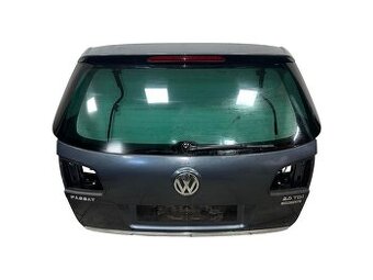Páté dveře šedá metalíza LK7X VW Passat B6 kombi r.v. 2010