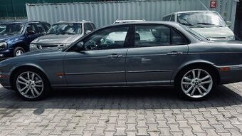 Jaguar XJR 4.0 SUPERCHARGER 290KW