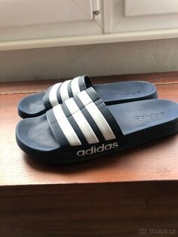 Sportovní žabky Adidas